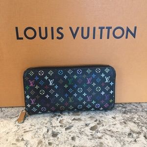 Authentic Louis Vuitton Black Zippy Multi